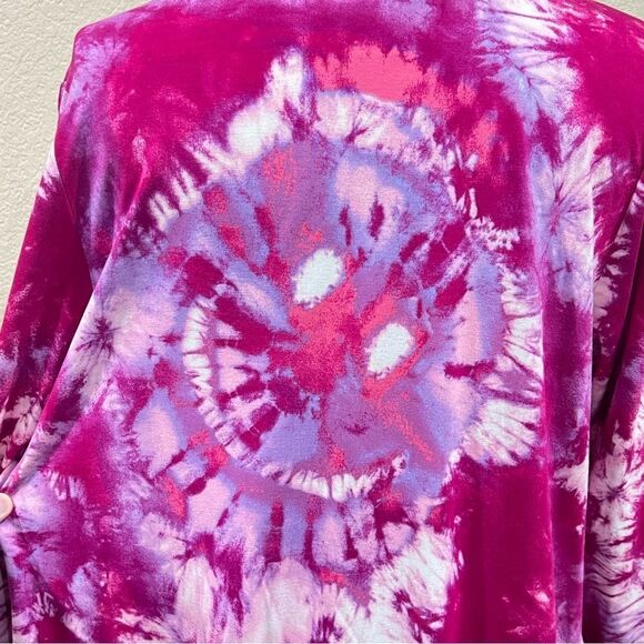 LOGO by Lori Goldstein x Smiley World Pink Combo Shirt Size Medium - Picture 7 of 15